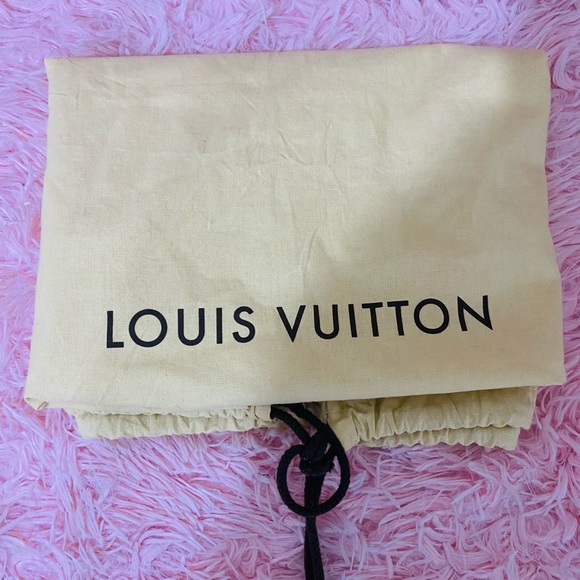 Louis Vuitton Drawstring dustbag - Picture 5 of 6